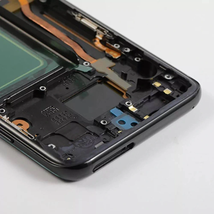 S8 LCD obrazovky