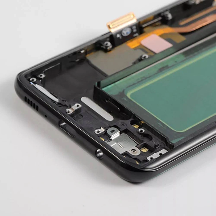 S8 LCD obrazovky
